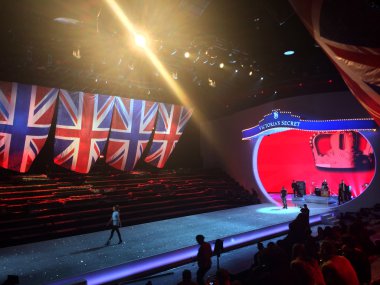 Pist victoria's secret fashion show sahne