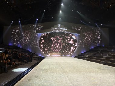 Pist victoria's secret fashion show sahne