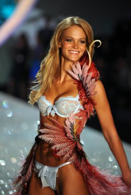 Erin Heatherton