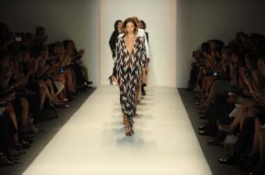 modelleri yürümek pist finale rachel zoe gösteri