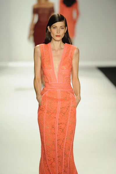 Model walks runway at J. Mendel show — Stock Photo, Image