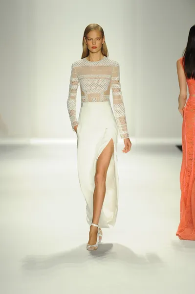 Model walks runway at J. Mendel show — Stock Photo, Image