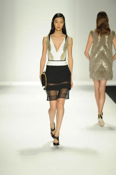 Model walks runway at J. Mendel show — Stock Photo, Image