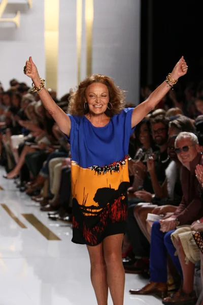 Designerin diane von furstenberg — Stockfoto