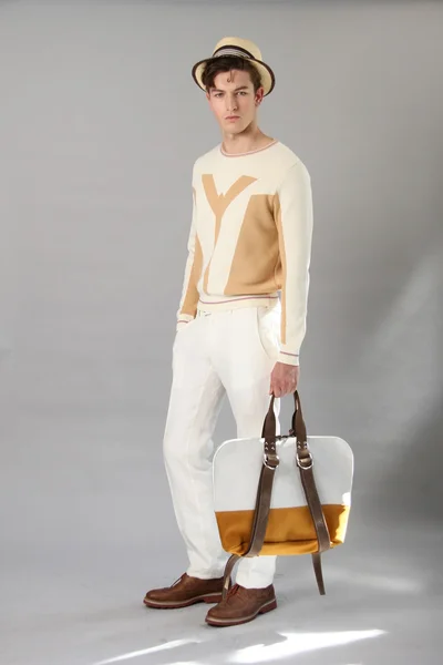 Model bei sergio davila fashion präsentation — Stockfoto