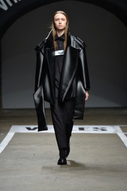 melitta baumeister pist model yürür