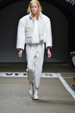 melitta baumeister pist model yürür