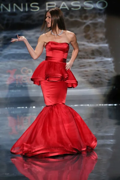 Jill Hennessy wearing Dennis Basso at Go Red For Women — Stock Photo, Image