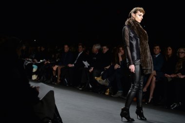 carmen marc valvo modeli