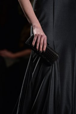 carmen marc valvo modeli
