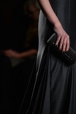 carmen marc valvo modeli