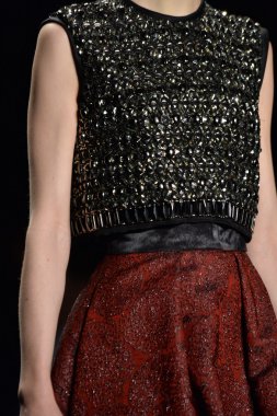 carmen marc valvo modeli