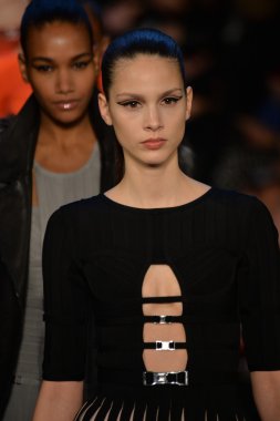 tarafından max azria herve leger, modelleri