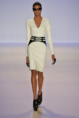 meskita moda şovunda modeli