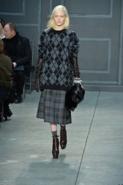 vera wang defile, model