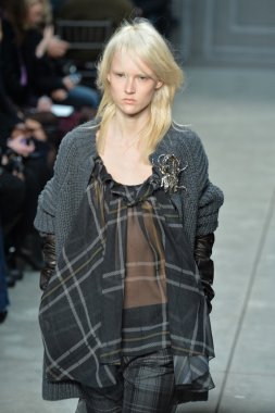 vera wang defile, model