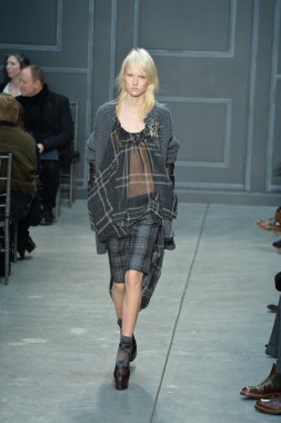 vera wang defile, model