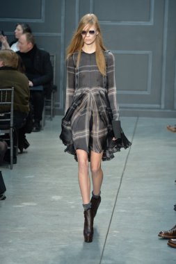 vera wang defile, model