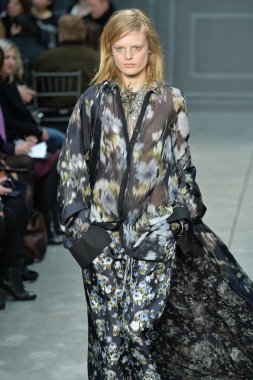 vera wang defile, model