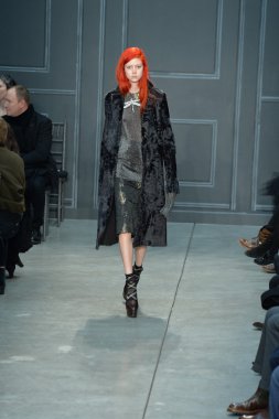 vera wang defile, model