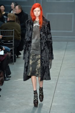 vera wang defile, model