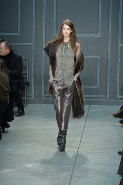 vera wang defile, model