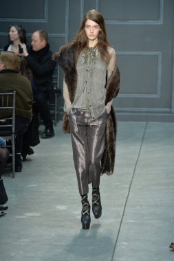 vera wang defile, model