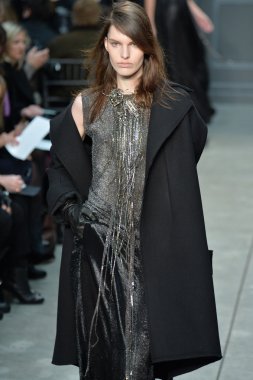 vera wang defile, model