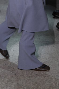 model yürür pist marc jacobs