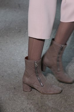 model yürür pist marc jacobs