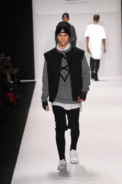 Tasarımcı denetim sektörü elbise modeli