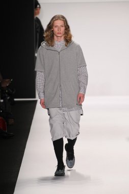 Tasarımcı denetim sektörü elbise modeli