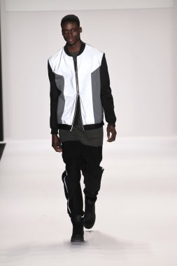 Tasarımcı denetim sektörü elbise modeli