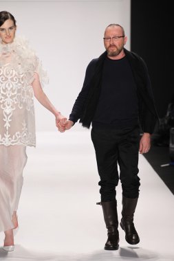 Tasarımcı nino lettieri ve modeli