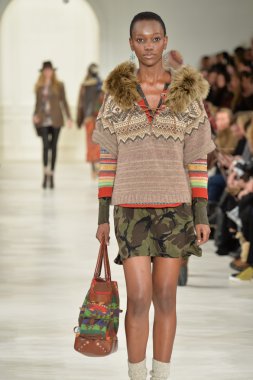 model, ralph lauren defile