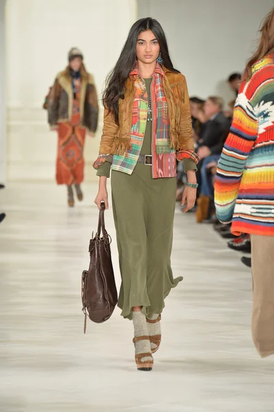 Model at Ralph Lauren fashion show — Stock Photo, Image