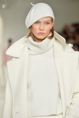 Karlie, kloss ralph lauren defile