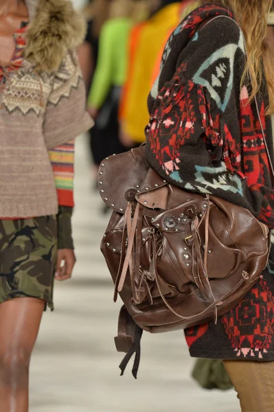 Model at Ralph Lauren fashion show — Stock Photo, Image