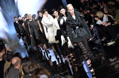 donna karan new york pist modelleri yürümek