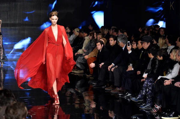 Karlie Kloss à Donna Karan New York — Photo