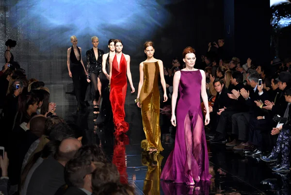 donna karan new york pist modelleri yürümek