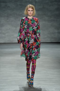 çapkın defile, model