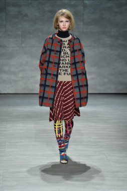 çapkın defile, model
