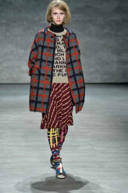 çapkın defile, model