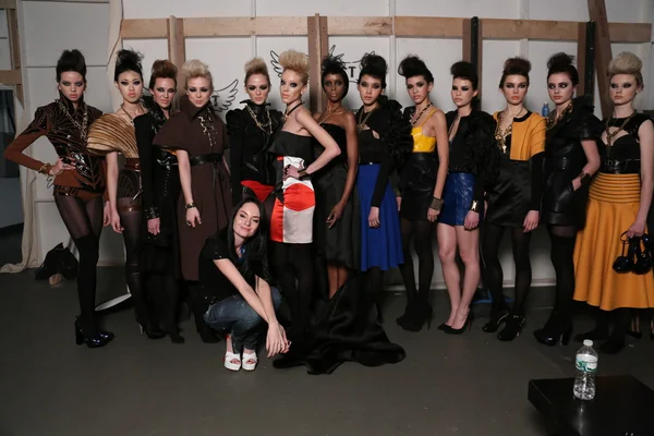 Fashion designer Leka with models backstage — Stock Photo, Image