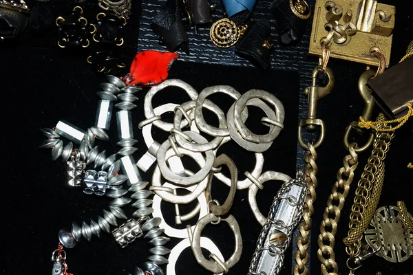Assorted jewellery backstage at Leka show — Stock Photo, Image