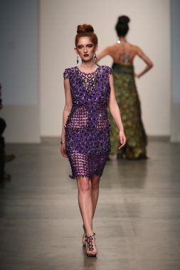 model yürür pist gail şovu olacak.