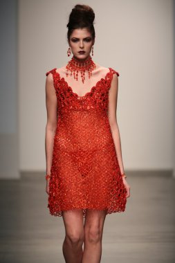 model yürür pist gail şovu olacak.