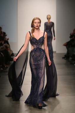 dany tabet gösteri pist model yürür