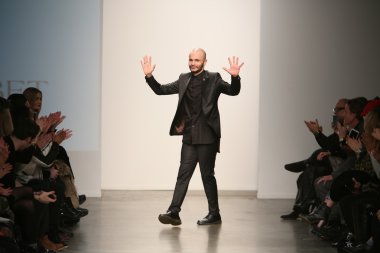 Tasarımcı dany tabet